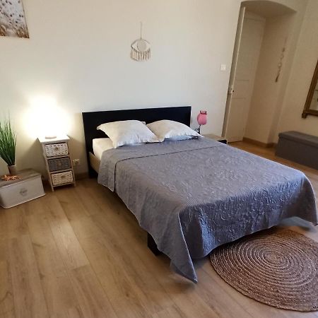 דירות Chez Laurette Murato מראה חיצוני תמונה