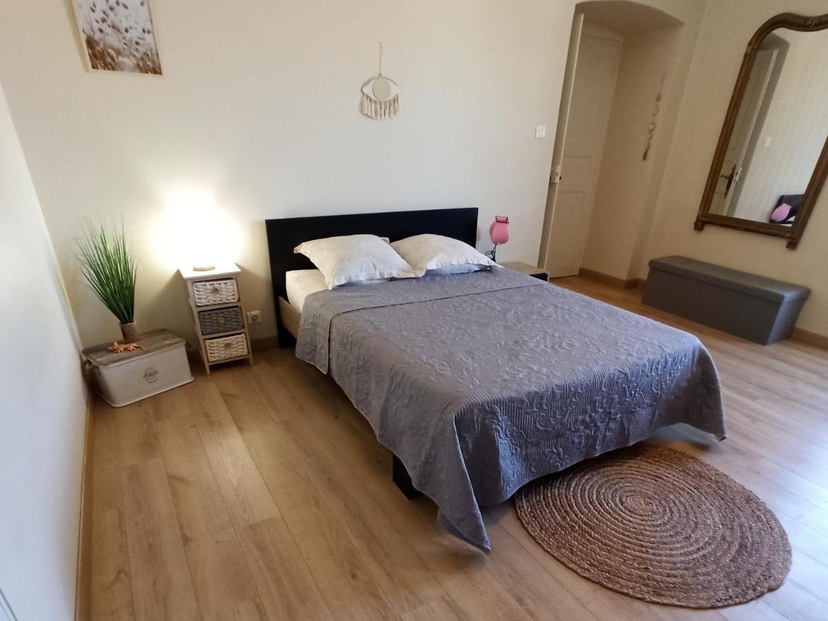 דירות Chez Laurette Murato מראה חיצוני תמונה